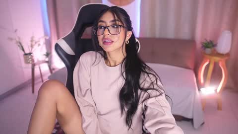 Snapshot of sara_albrecht chatting on February 3, 6:07 pm Sara online show from February 3, 6:07 pm