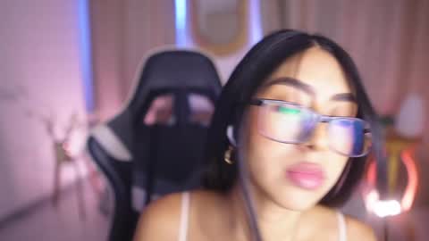 Snapshot of sara_albrecht chatting on February 4, 6:27 pm Sara online show from February 4, 6:27 pm