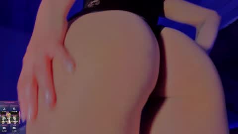 sara allenx online show from December 20, 11:45 pm