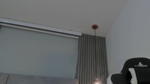 Snapshot of sara_beltran chatting on March 11, 2:32 am Sara online show from March 11, 2:32 am
