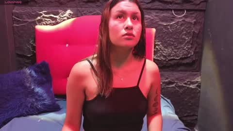 Sara online show from April 10, 11:37 am