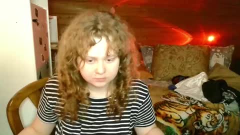 Sara online show from April 26, 8:12 am