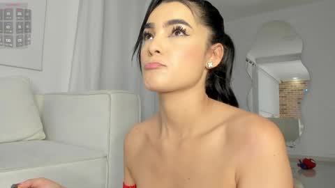 sara online show from January 12, 3:45 am