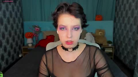 Sarah online show from October 30, 9:00 am