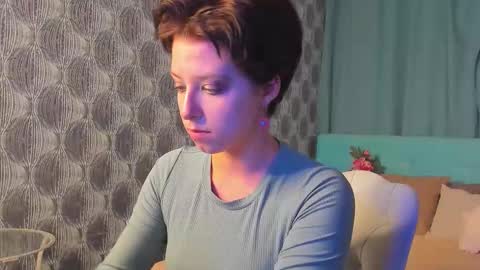 Sarah online show from November 21, 9:08 am