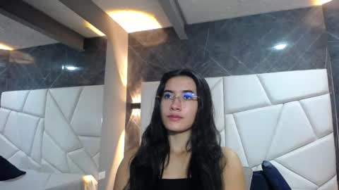 Snapshot of sara_hoffman_4 chatting on June 2, 11:56 am Sara online show from June 2, 11:56 am