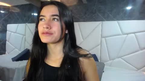 Snapshot of sara_hoffman_4 chatting on June 10, 1:10 pm Sara online show from June 10, 1:10 pm