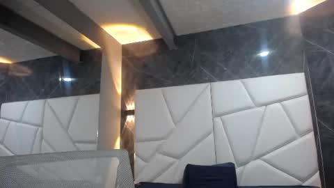 Snapshot of sara_hoffman_4 chatting on June 21, 12:19 pm Sara online show from June 21, 12:19 pm