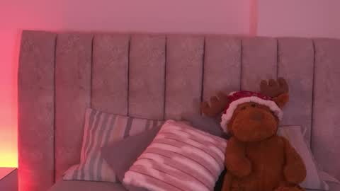 sara_lopee1 online show from December 3, 11:52 am