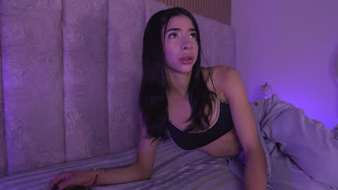 sara_lopee1 online show from March 26, 11:49 am