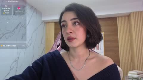 Sara  online show from May 4, 2:02 pm
