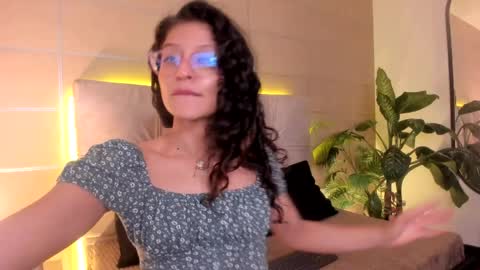 Sara  online show from April 16, 12:50 pm