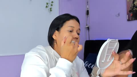 Snapshot of sara_mendez2_ chatting on January 5, 11:22 pm Sara Mendez online show from January 5, 11:22 pm