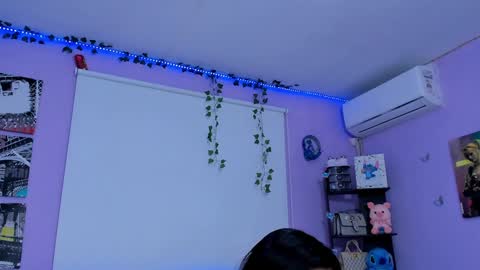 Snapshot of sara_mendez2_ chatting on January 15, 2:38 am Sara Mendez online show from January 15, 2:38 am