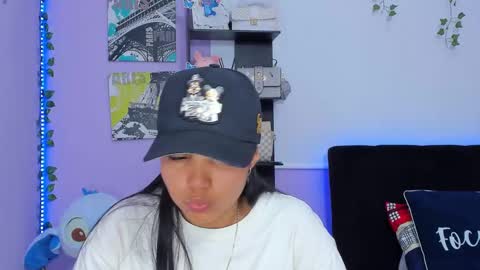 Snapshot of sara_mendez2_ chatting on February 19, 5:16 pm Sara Mendez online show from February 19, 5:16 pm