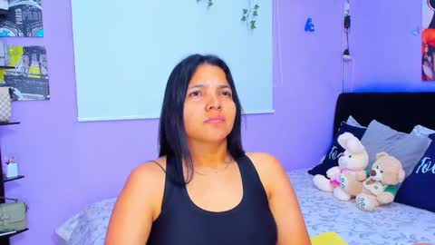 Snapshot of sara_mendez2_ chatting on March 10, 10:55 pm Sara Mendez online show from March 10, 10:55 pm