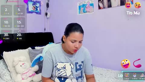 Snapshot of sara_mendez2_ chatting on November 2, 10:56 pm Sara Mendez online show from November 2, 10:56 pm