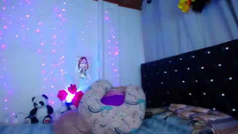 Snapshot of sara_parker__ chatting on July 18, 2:38 am Sara Parker online show from July 18, 2:38 am