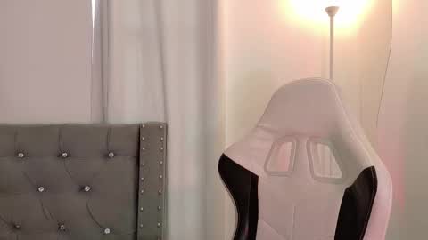 Sara online show from March 24, 8:36 pm