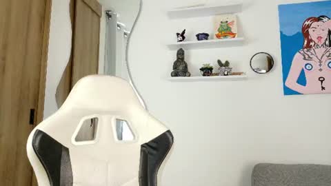 Sara online show from July 10, 6:32 pm