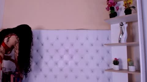 sara_salgado online show from September 11, 11:10 am