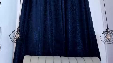 SARA SANTACRUZ online show from January 14, 12:22 pm