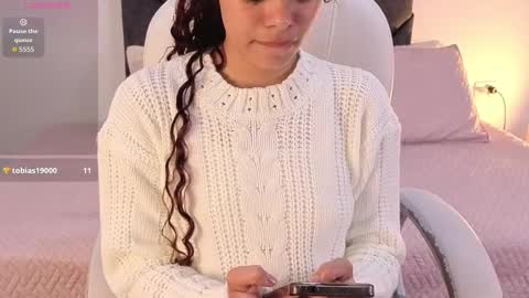 Snapshot of sara_sharma chatting on September 27, 3:50 pm sara online show from September 27, 3:50 pm