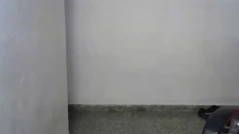 sara online show from January 1, 5:43 am