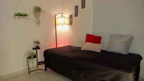 Snapshot of sara_sweett9 chatting on November 14, 8:29 pm sara_sweett9 online show from November 14, 8:29 pm