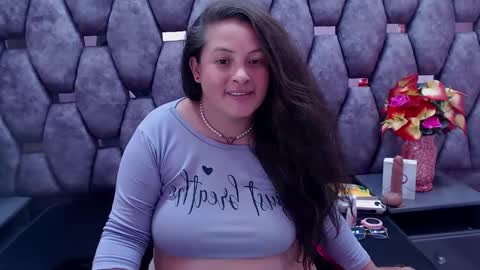 sara_thonson_ online show from December 15, 8:30 am