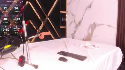 sara_tourner online show from September 9, 11:21 am