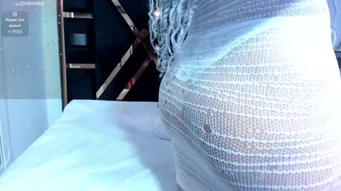 sara_tourner online show from April 12, 9:14 am