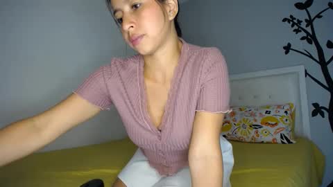 Sara online show from December 7, 3:36 am