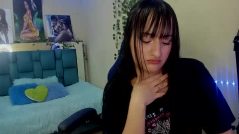 Sarah Ramirez online show from February 3, 2:55 pm