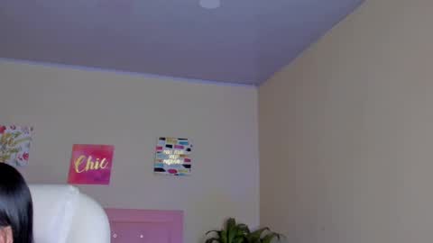 Sarah Ramirez online show from February 19, 11:38 am