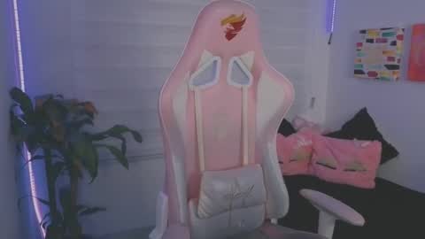 Sarah Ramirez online show from September 17, 3:08 am