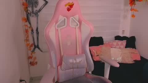 Sarah Ramirez online show from October 15, 3:06 am