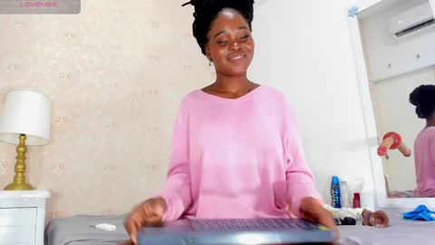 Snapshot of saraacollinss chatting on January 23, 2:23 am saraacollinss online show from January 23, 2:23 am