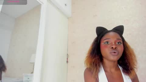 Snapshot of saraacollinss chatting on February 28, 8:50 pm saraacollinss online show from February 28, 8:50 pm