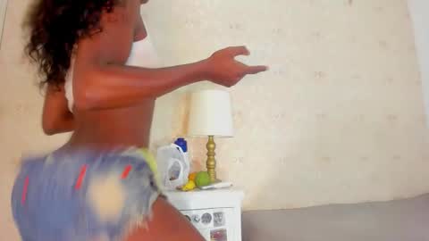 Snapshot of saraacollinss chatting on November 15, 8:27 pm saraacollinss online show from November 15, 8:27 pm