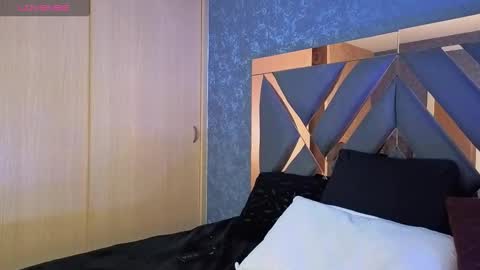 Snapshot of saraah_queen chatting on September 24, 4:49 am Sarah online show from September 24, 4:49 am