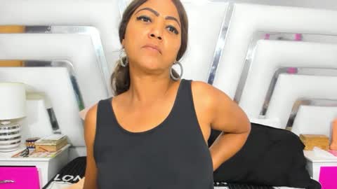 Sara online show from February 17, 4:37 pm