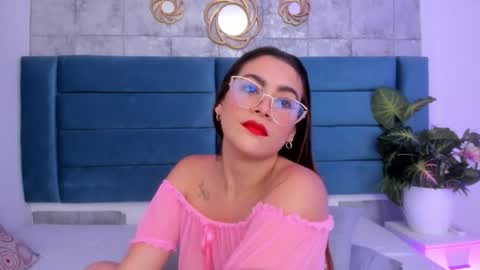 Sara Alvarezx online show from February 23, 4:43 am