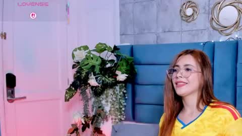 Snapshot of saraalvarezx chatting on June 11, 3:37 am Sara Alvarezx online show from June 11, 3:37 am