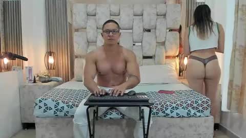 saraANDyoni online show from December 6, 12:38 pm