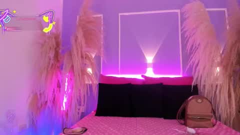 SaraAvila  online show from September 23, 8:56 pm