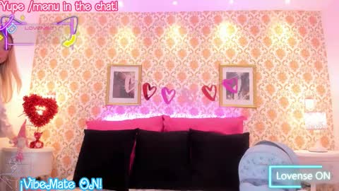 SaraAvila  online show from February 18, 8:49 pm