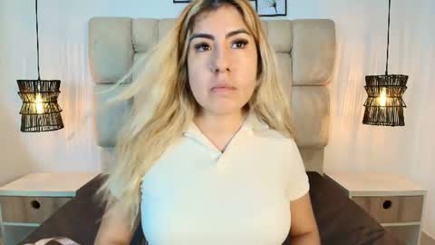 sarablonde_t online show from June 24, 8:41 pm