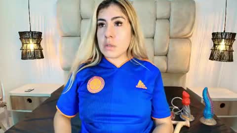 sarablonde_t online show from July 3, 6:36 pm