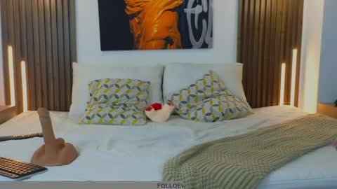 Snapshot of saracutie_ chatting on June 3, 7:19 pm Sara online show from June 3, 7:19 pm